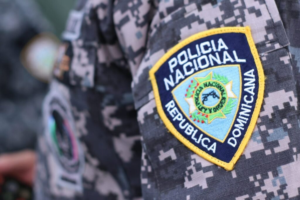 Gobierno lleva a 100 mil pesos pensión de 113 generales policiales  retirados – Policía Nacional Dominicana